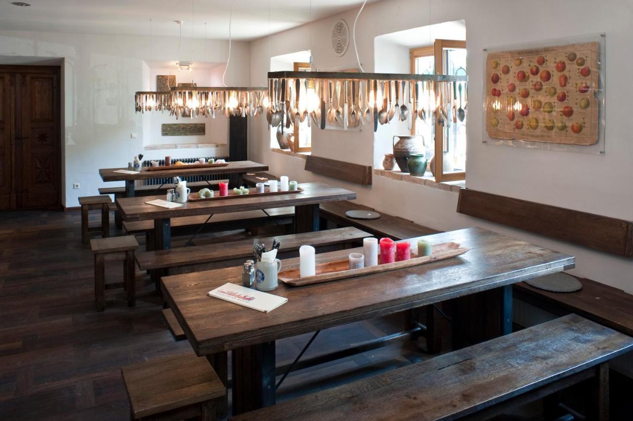 Hotel Gut Staudham Gasthof Und Events Wasserburg Exterior foto