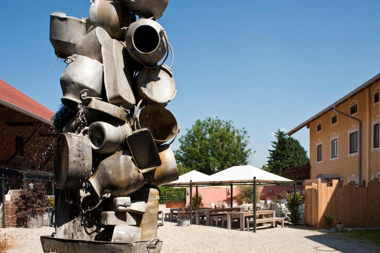 Hotel Gut Staudham Gasthof Und Events Wasserburg Exterior foto